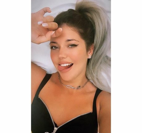 Vitalialin star adult img