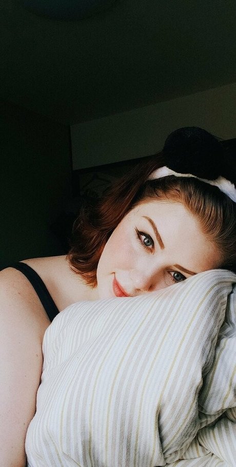 catscosplays top actress images