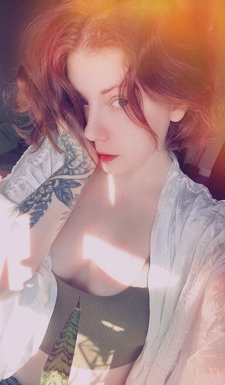 catscosplays model pretty img