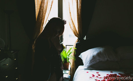 catscosplays sexy model image