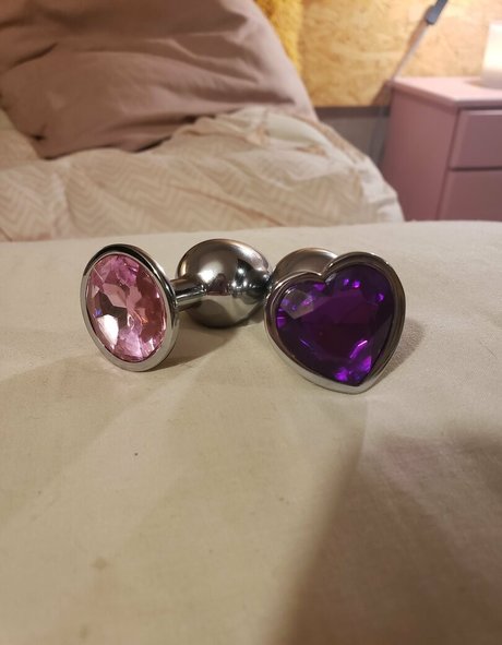 Dumbeddowndinosaur star pretty pictures