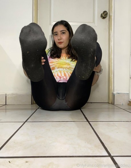 angelagoddess naked model photos