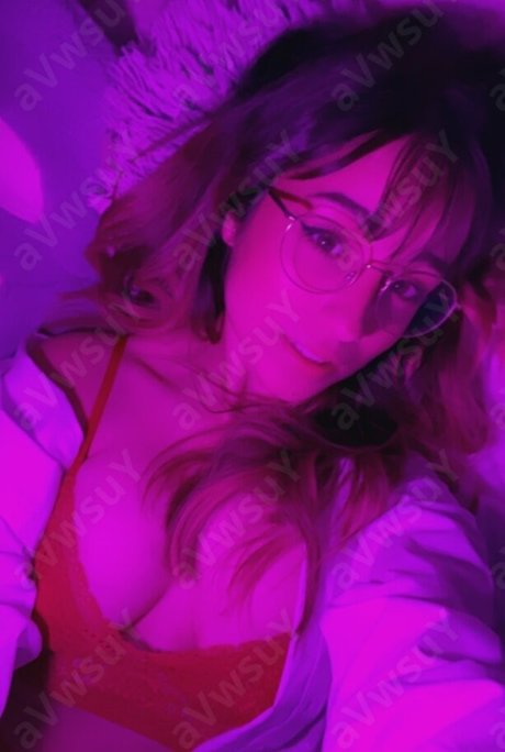 Maya ASMR nude model image