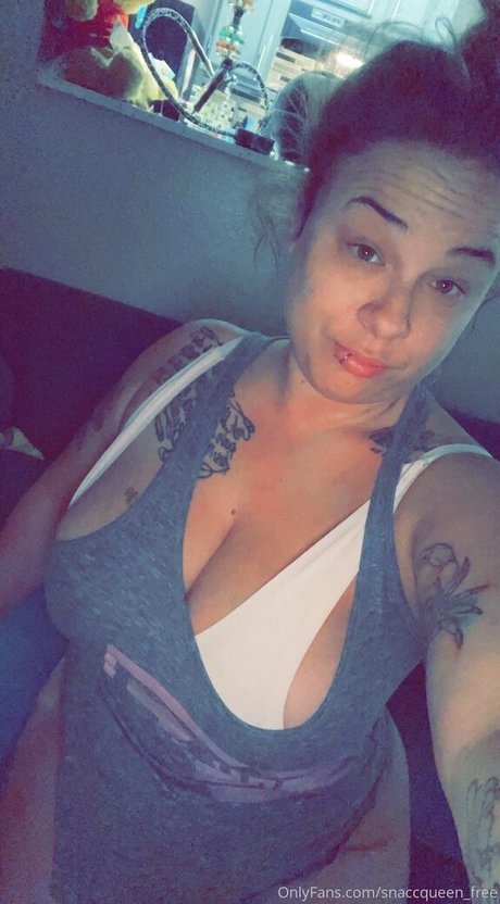 alannasnacc star nude picture