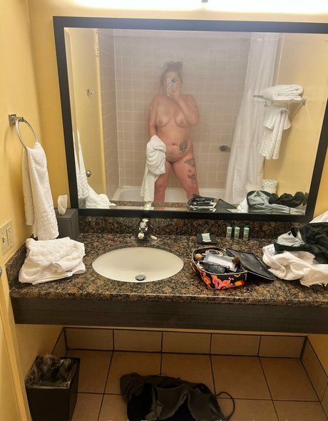 princessleiaher hot model photos