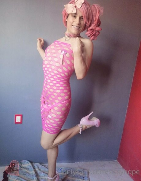 sissyhope naked model photos