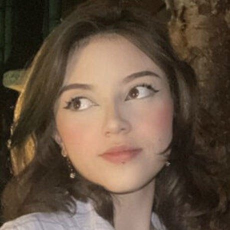 angela 5 5 Profile pic