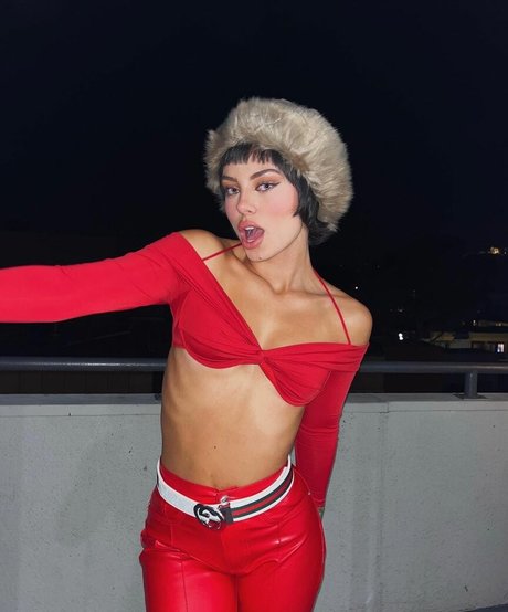 Caitlin Carmichael star porn pic