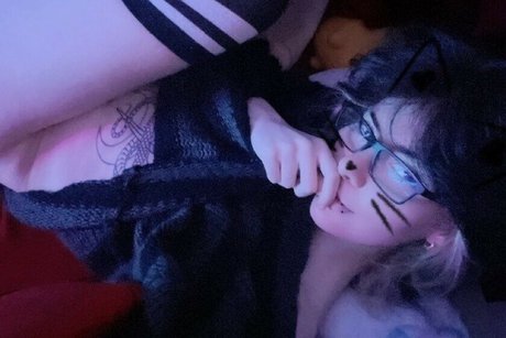 Diebreado model erotic pictures