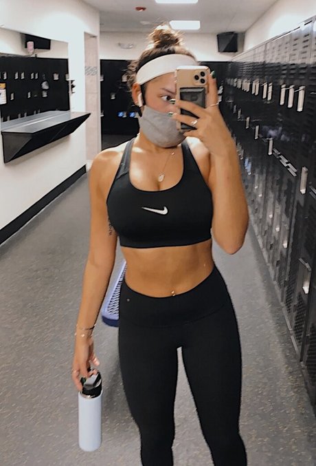 Hannah Malvone nice model archive