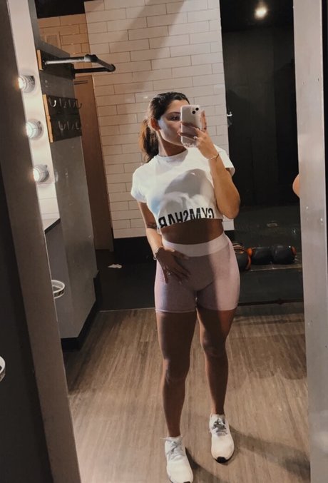 Hannah Malvone free model image