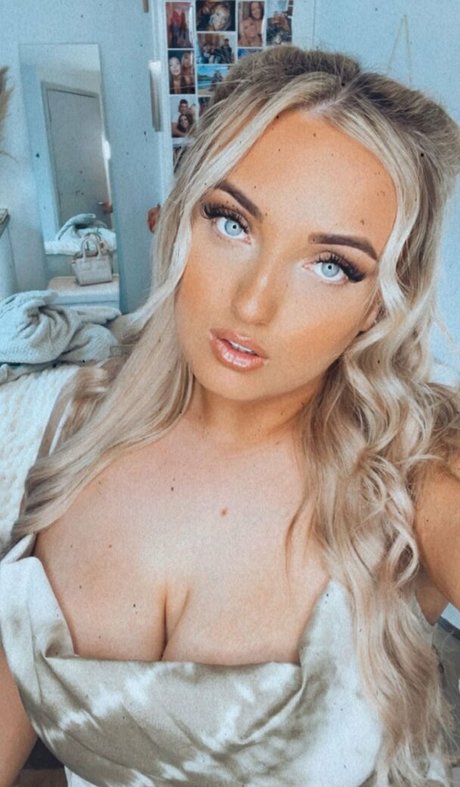 black lingerie onlyfans beautiful photos