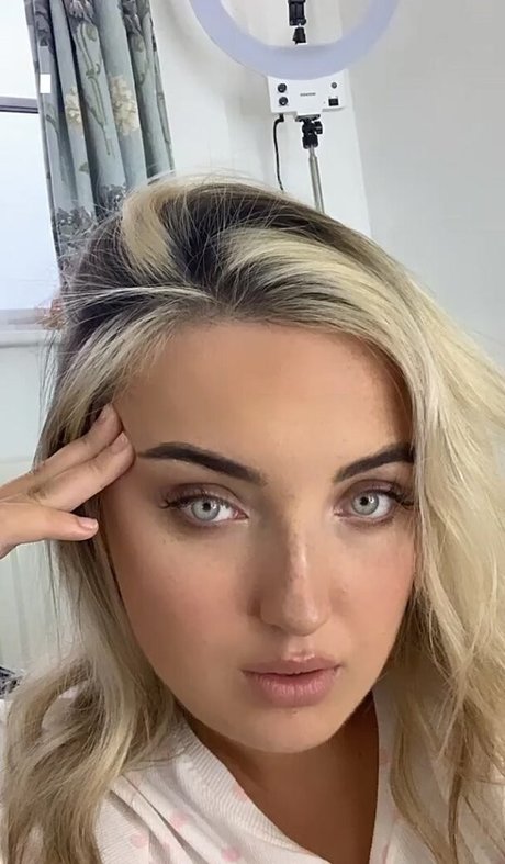 Olivia D pornstar top picture