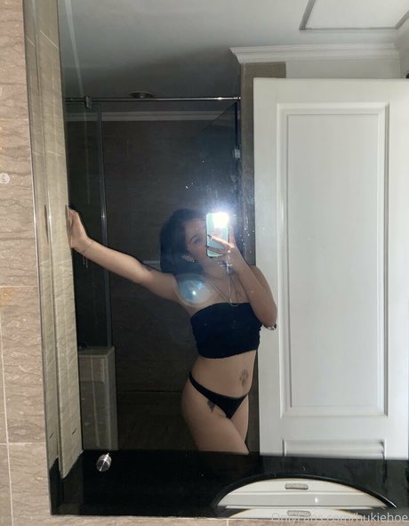 hukiehoe model erotic gallery