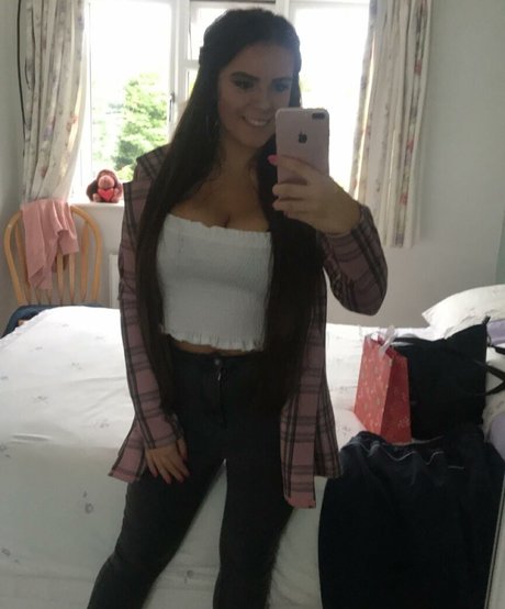 Kirsty Brittain xxx pornstar image