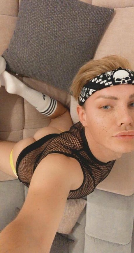 bcthaales pornstar naked photos