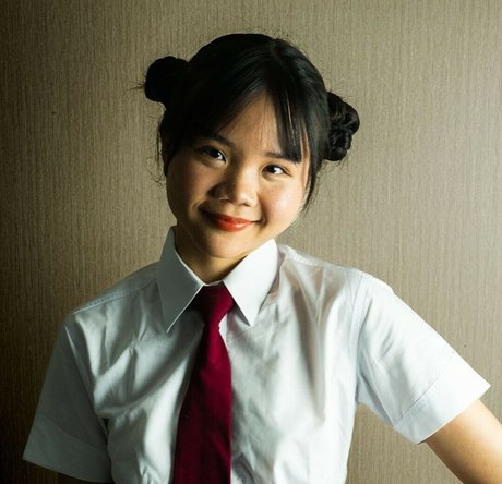 Baebi Hel sex pornstar img