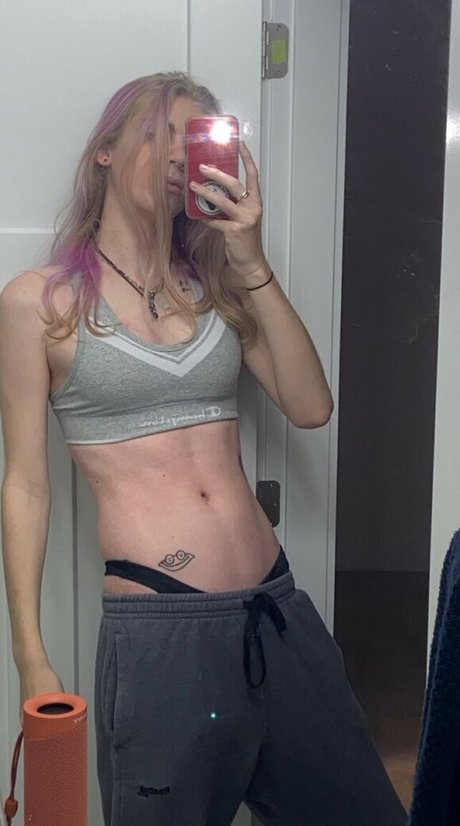 Laced Up Lace star free pic