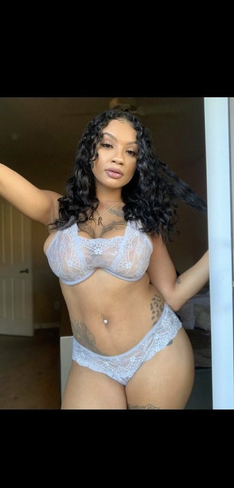 ashleyamor model exclusive img