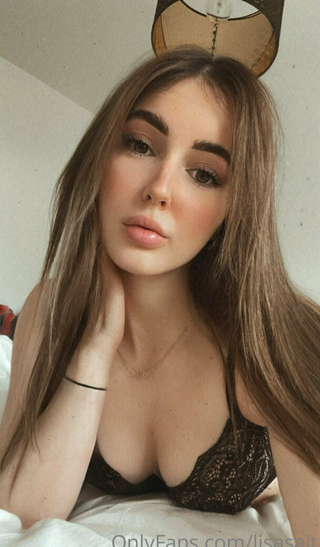 lisasait sex model pictures