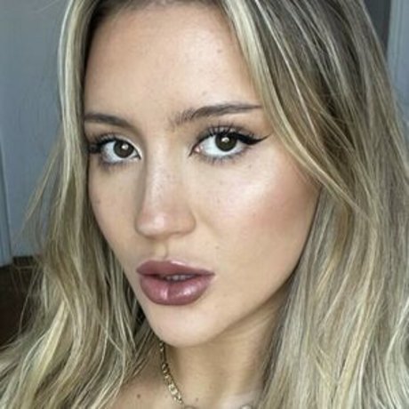 Jessie Nicole pornstar adult picture