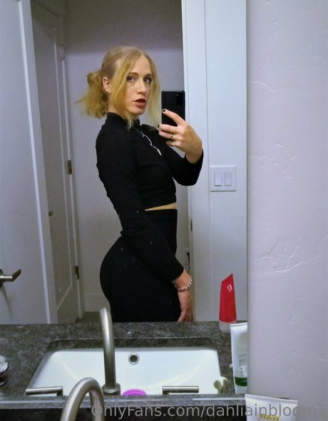 dahliainbloom1 best pornstar gallery