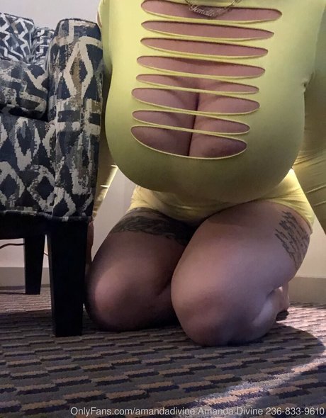 amandadivine model hot pictures