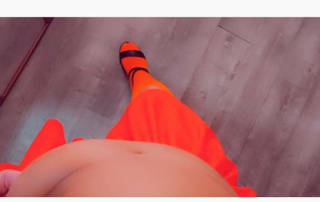 ellament_ nice model picture