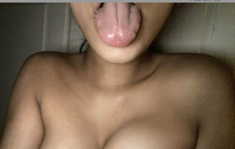 barelylegalhabibi beautiful pornstar photo