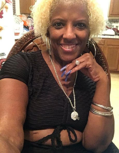 msphat70 star top gallery