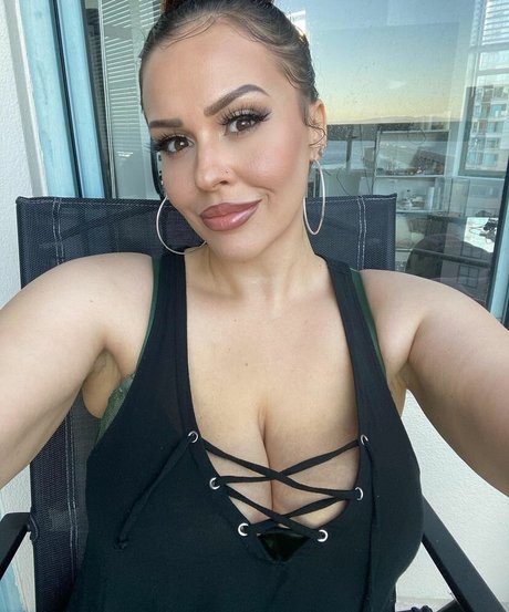 Gia Blaze nudes pornstar archive