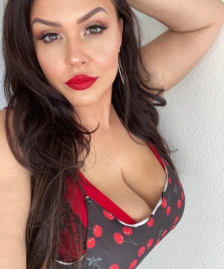 Gia Blaze model hot photo