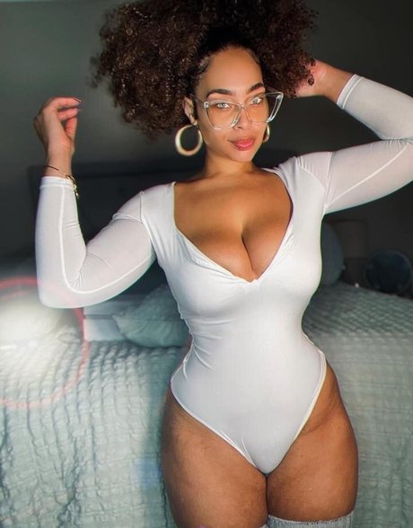 Lovesirensong sex star image