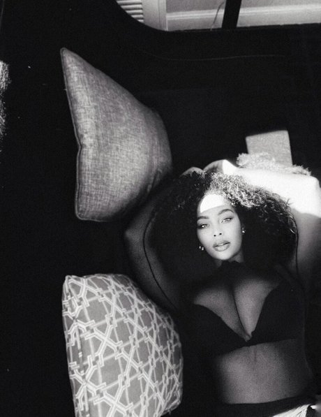 Lovesirensong sexy model archive