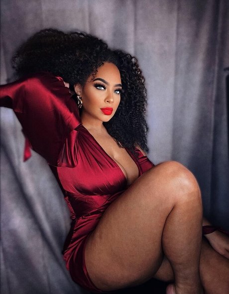 Lovesirensong star xxx photos