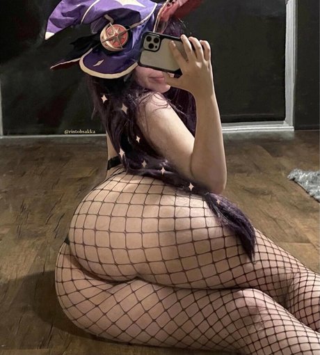 rintohsakka high quality model picture