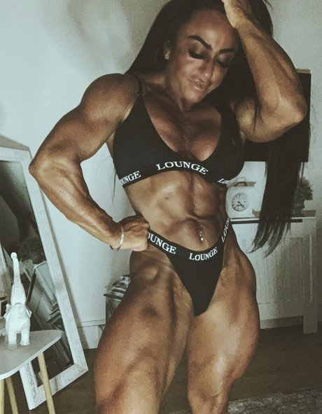 Lisafbb hot model gallery