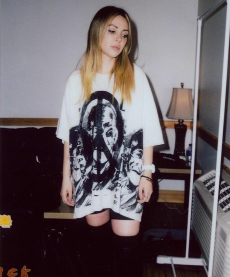 Alison Wonderland best pornstar pictures