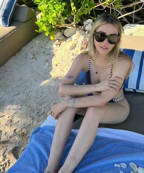 Alison Wonderland sex pornstar pictures