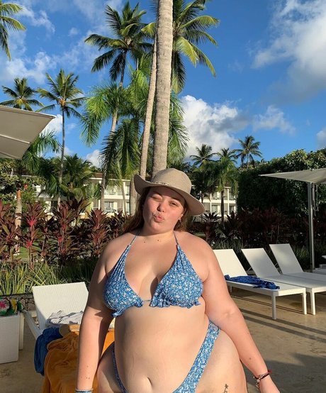 LuciaMaison sex star pics