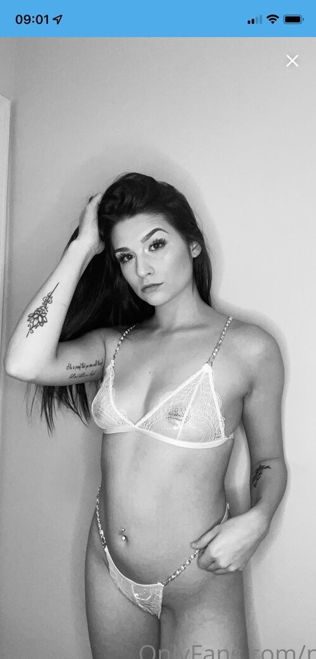 BabyNaomi pornstar beautiful pics