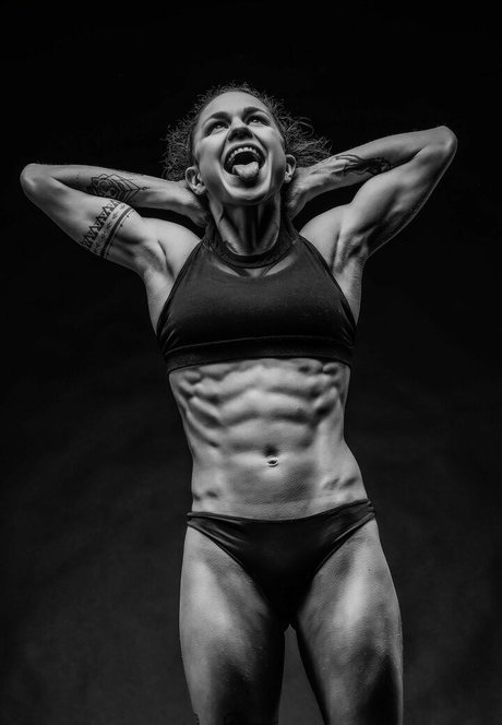 rippedbadass best actress photos