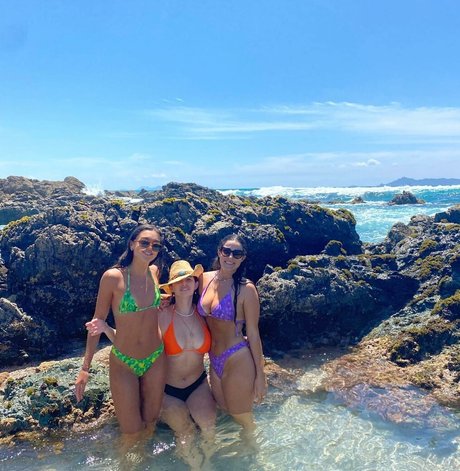 Amber Lee Lockhart exclusive star images