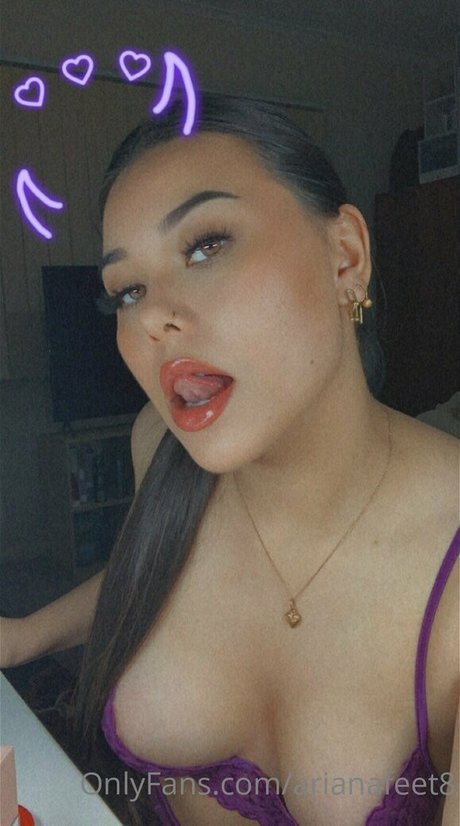 arianafeet8 naked model image