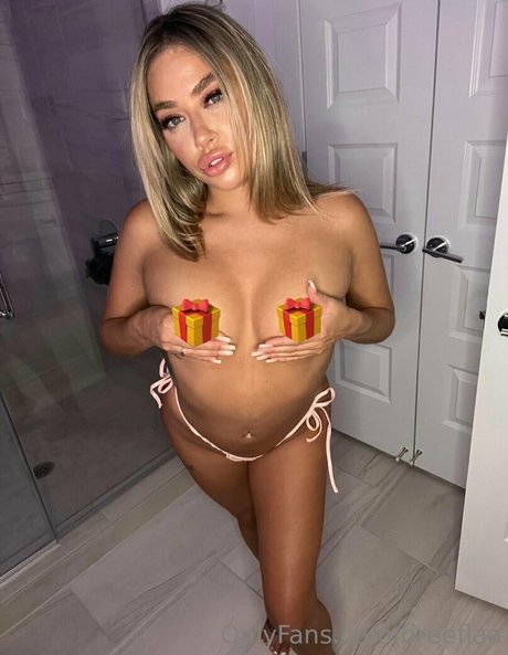 breeflaa adult model pics