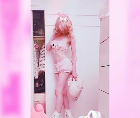 sarinavalentina pretty model pics