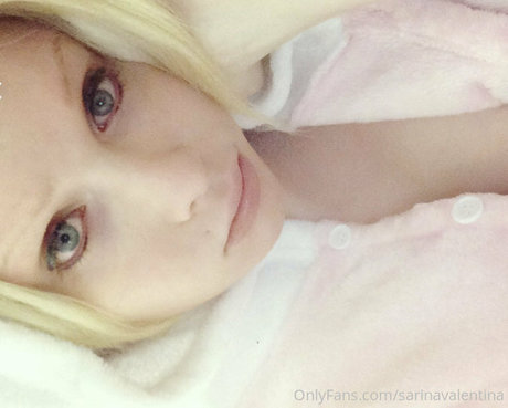 sarinavalentina sexy star pics