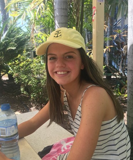 Abbey Jeffrey model top photos