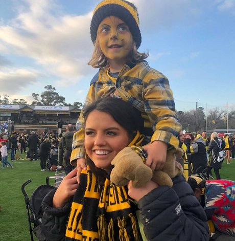 Abbey Jeffrey art model images