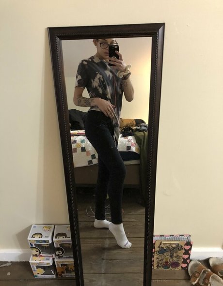 lauryn roes pretty model galleries